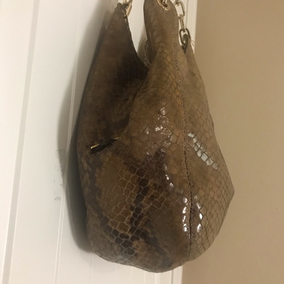 Michael kors purse - Picture 9 of 16